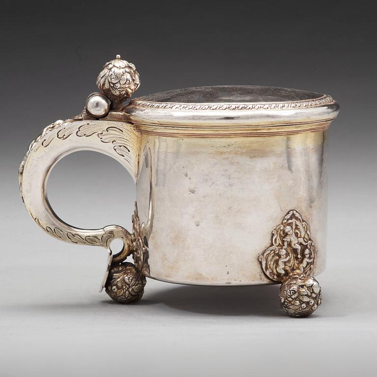 A Swedish 17th century parcel-gilt tankard, mark of Johan Nützel, Stockholm (1676-1715) before 1689.