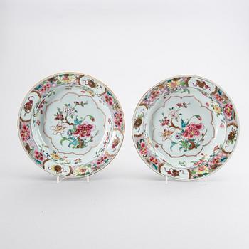 A set of four Qianlong Famille rose porcelain plates.