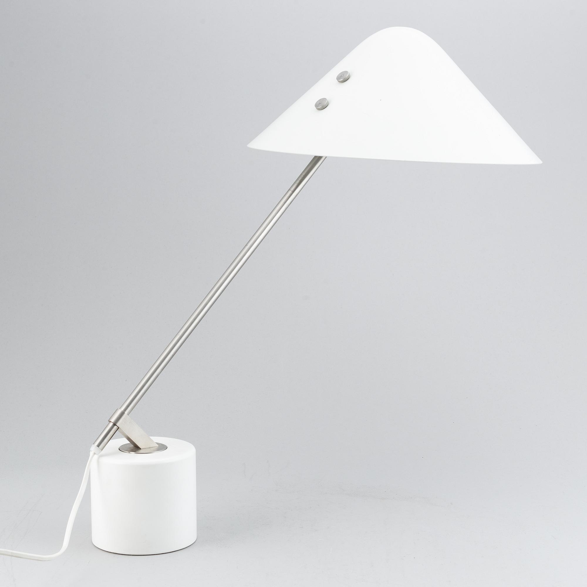 Jørgen Gammelgaard, table lamp Swing vip, Design Forum 1983.