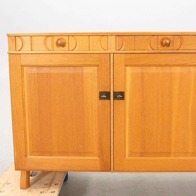 Carl Malmsten, sideboard "Calmare nyckel", 1900-talets andra hälft.