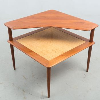 SOFFBORD, "Minerva", Peter Hvidt och Orla Mölgaard- Nielsen, France & Son, Danmark.