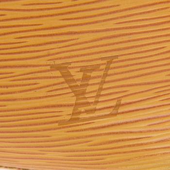 VÄSKA, "Petit Noé", Louis Vuitton.
