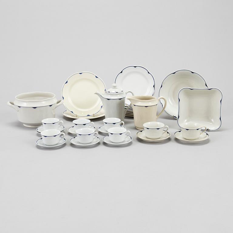 A 34-piece tableware set 'Pekka' for Arabia, Finland 1930/40s.