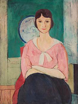 705. Einar Jolin, Model in a pink blouse.