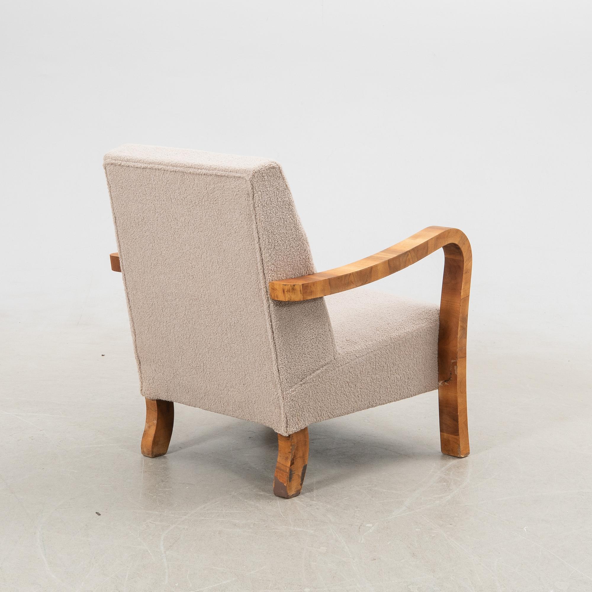Armchair Art Deco, first half of the 20th century.