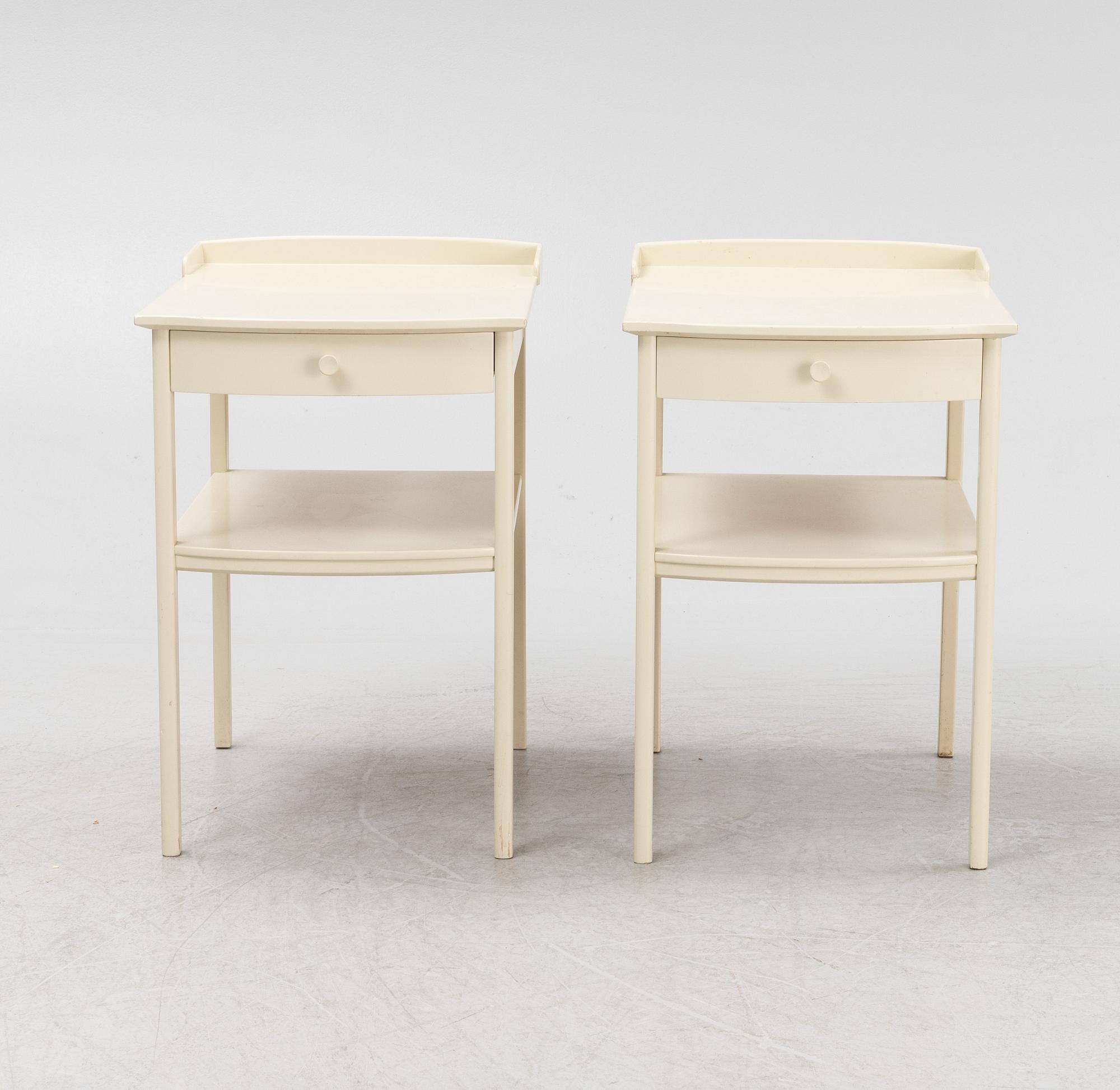 Carl Malmsten, sängbord, ett par, "birgitta", Åfors Möbelfabrik.