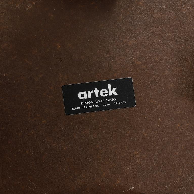 PALLAR, 2 st. E 60 Alvar Aalto, Artek. 2000-tal.