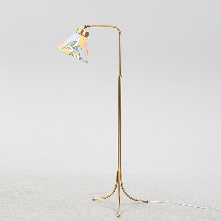 Josef Frank, a model 1842 floor lamp, Firma Svenskt Tenn.