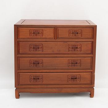 A chest of drawers and a mirror, 'Ming', Dux, late 20th Century.