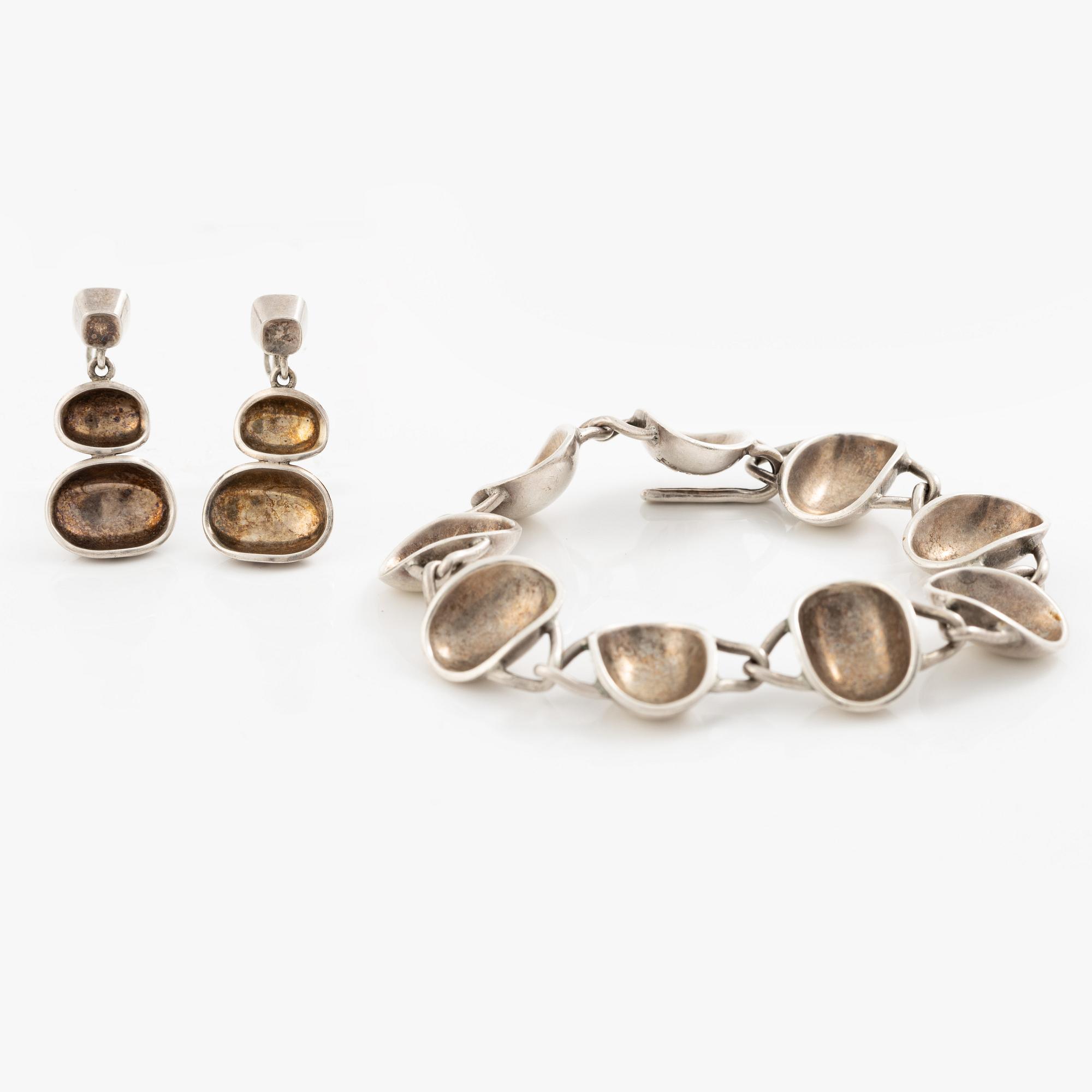 Jewellery set, earrings and bracelet, silver, Sigurd Persson for Stigbert, Engelbert. Stockholm 1954 and 1957.