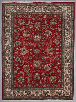 MATTA, orientalisk, ca 347 x 258 cm.