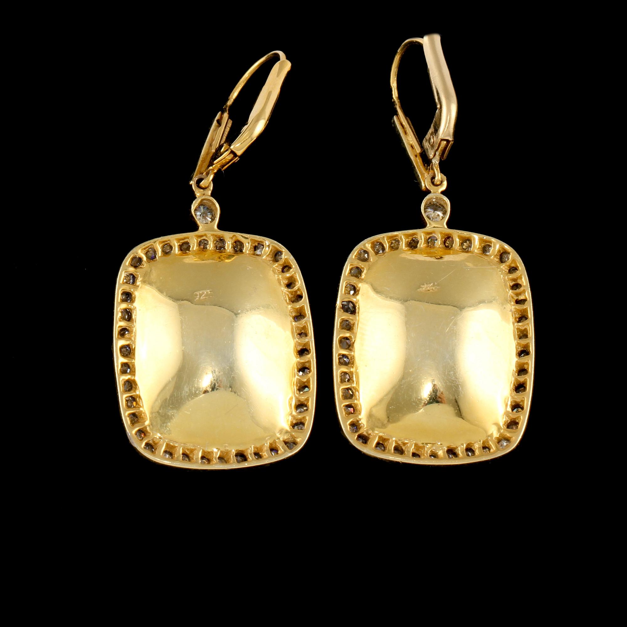 ÖRHÄNGEN, ett par, 8k guld med checkerslipade rosakvarts, 41.03 ct samt fasettslipade diamanter, 1.27 ct. Vikt 15 g.
