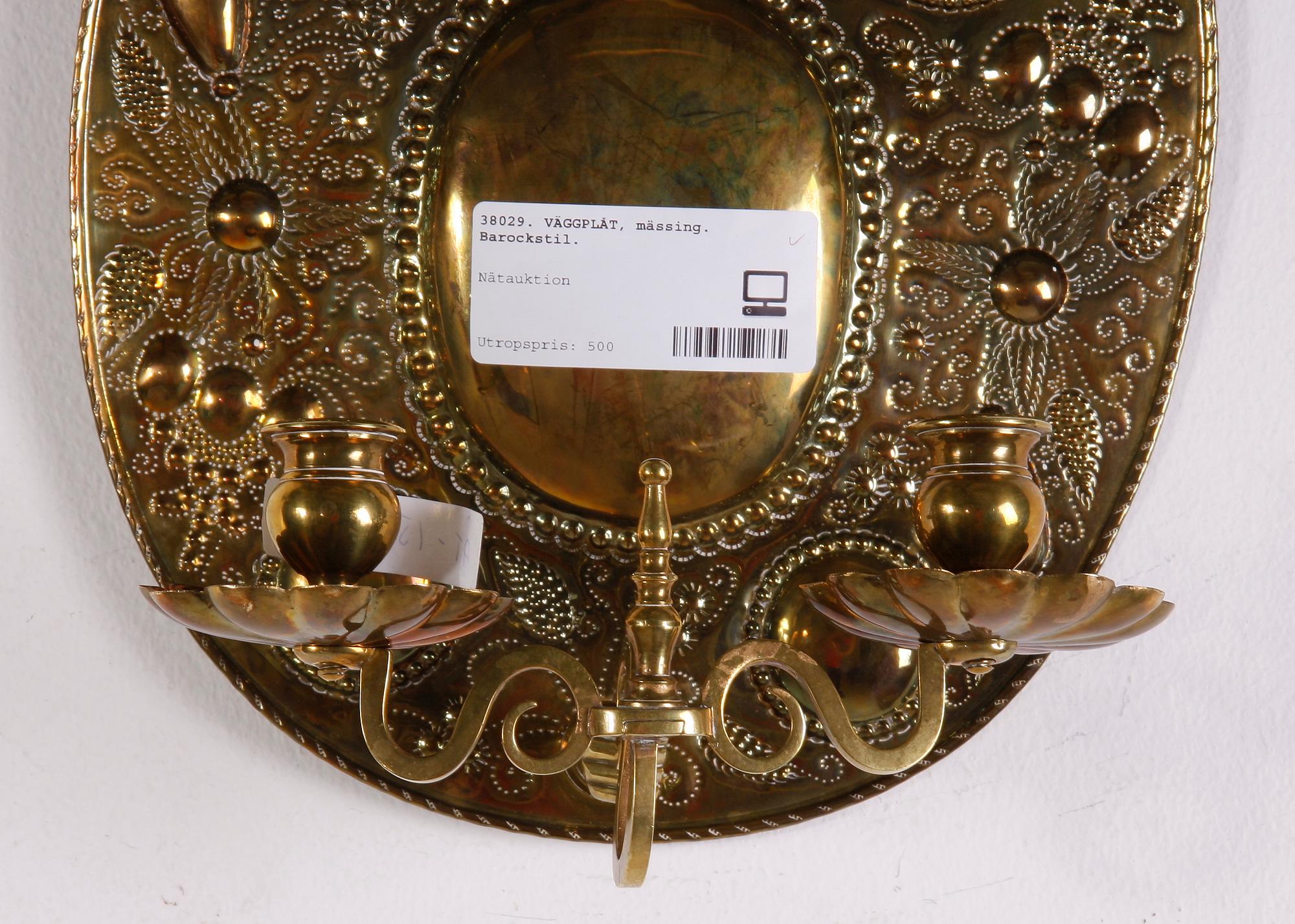 VÄGGPLÅT, mässing. Barockstil.