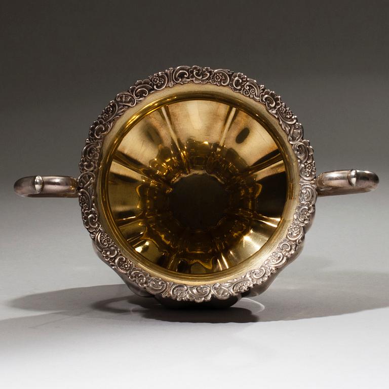 KAFFESERVIS, 3 delar, silver, Uusi Kultaseppä ab, Helsingfors 1929. Vikt 1495,7 g.