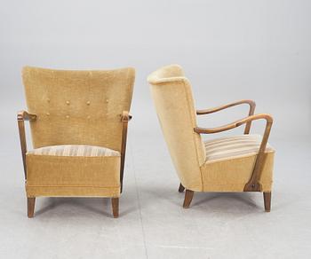 FÅTÖLJER, ett par, 1940-tal.