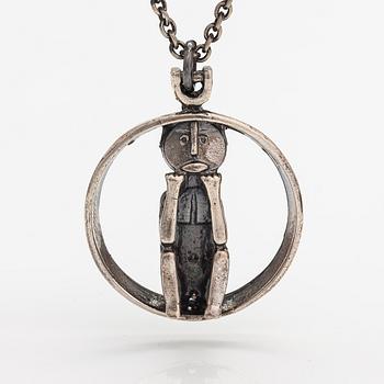 Jorma Laine, A stelring silver necklace "Mörökölli". Turun Hopea, Åbo.