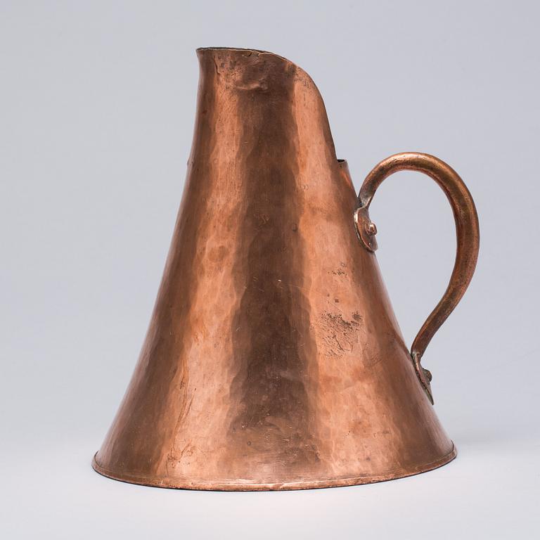 RYMDMÅTT, koppar, bär dateringar 1845 N.W samt 1882 ER.