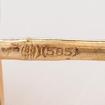 Kalevala Koru, earrings, “Talon sydän”, 14K gold.