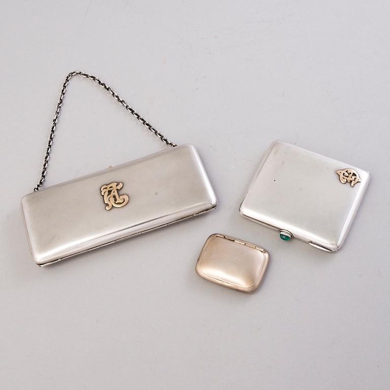 EVENING BAG and CIGARETTE CASE, silver, A. Feltmarsch, Hanko, 1921 and Suomen Kultaseppä Oy, Turku, 1918.