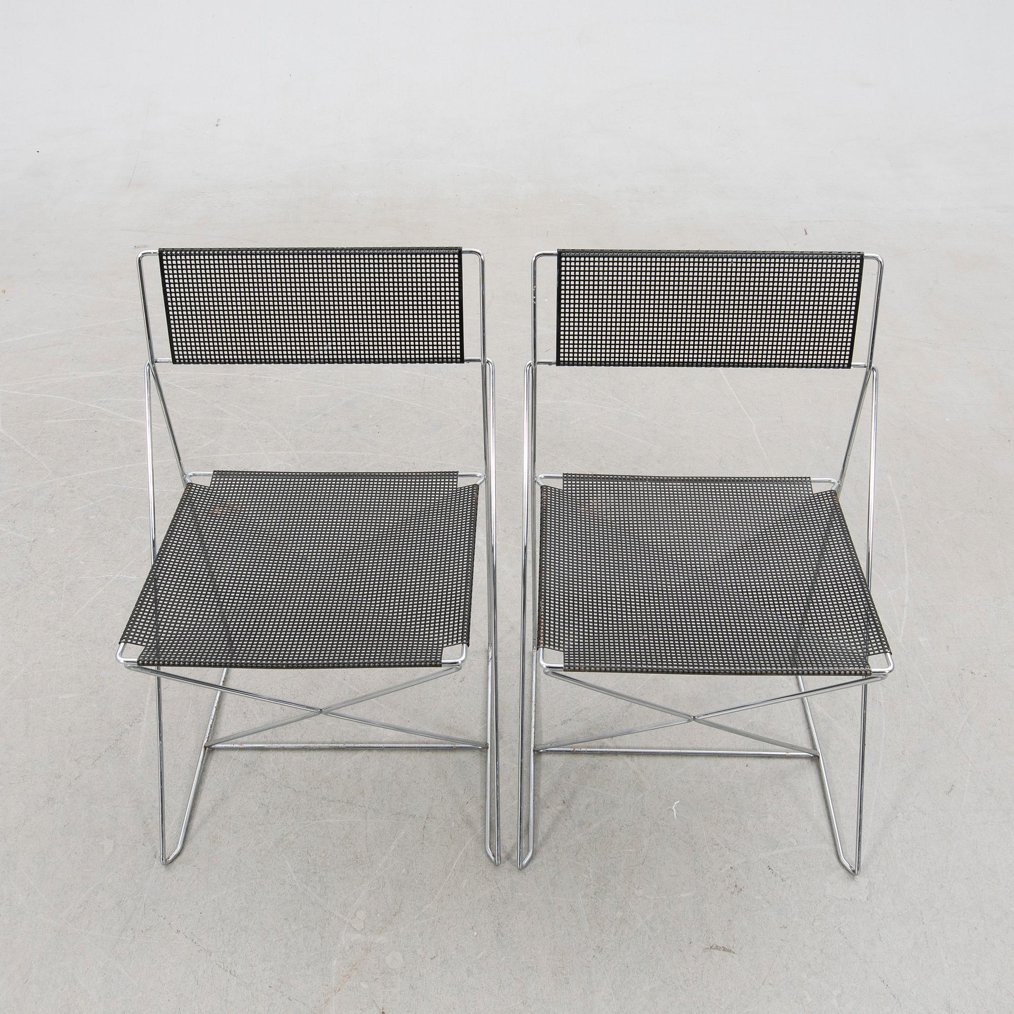 Niels Jørgen Haugesen, chairs, 1 pair, "X-Line", Hybodan, Denmark.