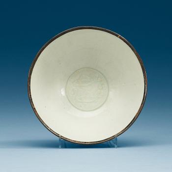 1451. A pale celadon glazed double fish bowl, Song dynasty (960-1279).