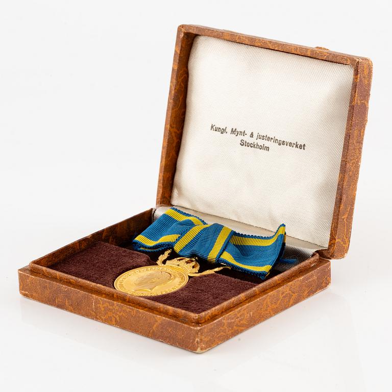 Medal, 18k gold, Sweden, Gustav VI Adolf.