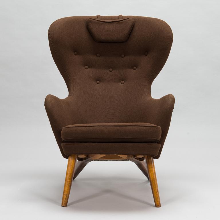 Carl Gustaf Hiort af Ornäs, A mid-20th-century armchair 'Siesta' manufacturer Puunveisto Oy - Träsnideri Ab, Finland.