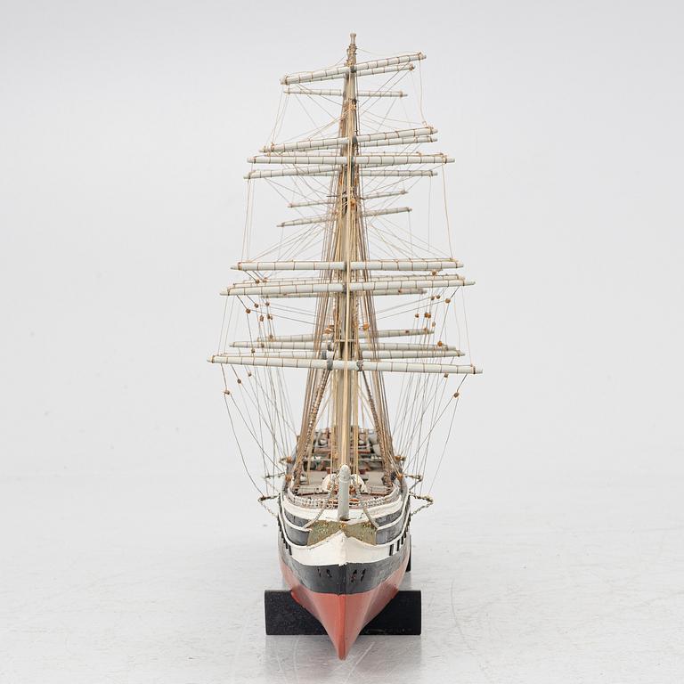 20th Century ship model of the 19th Century four-masted sailing vessel Lancing.