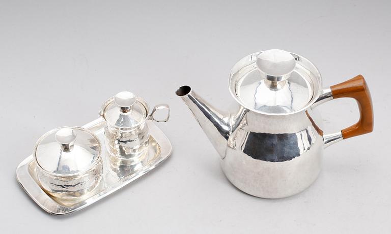 KAFFESERVIS, 4 delar, silver, E Löfman, MGAB, Uppsala 1971/72. Total vikt ca 860 gram.