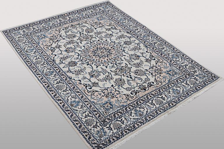 Rug, Nain, part silk, ca. 200 x 154 cm.