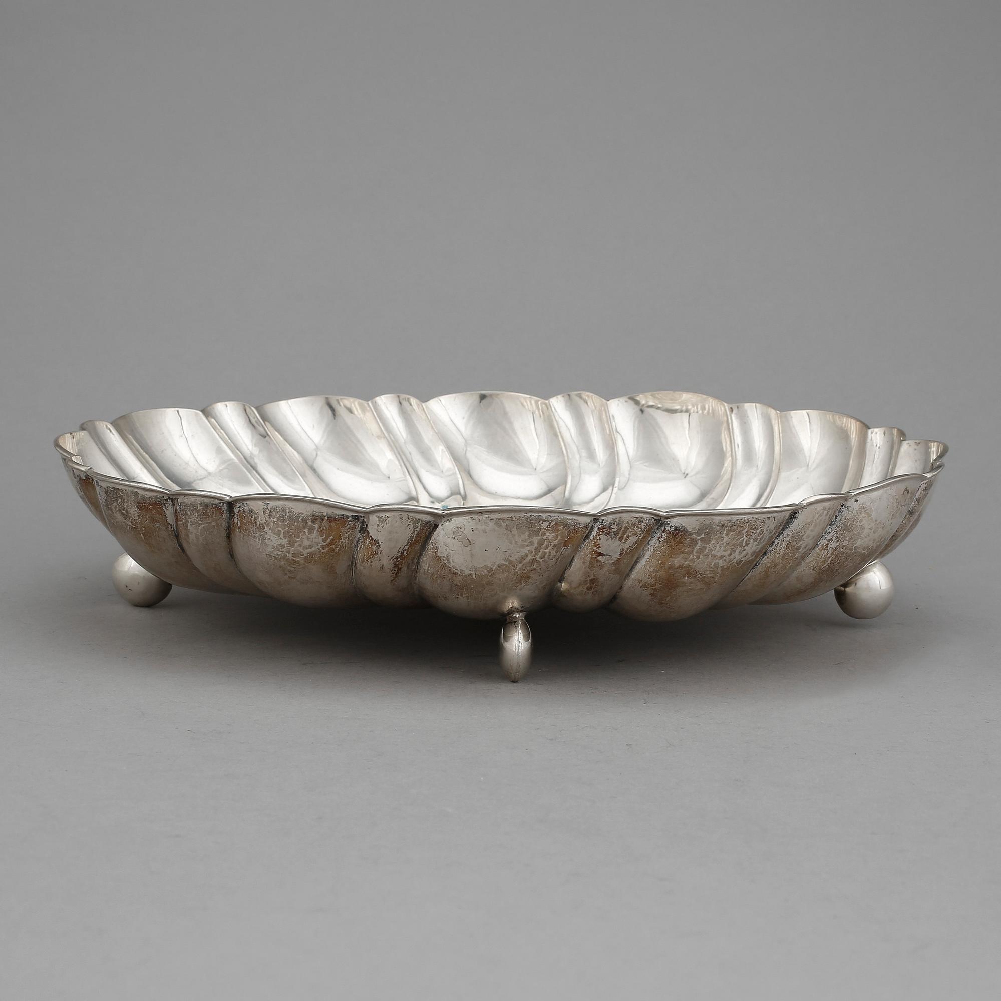SKÅLFAT, silver, Ungern, 1937-1965. Vikt ca 400 gram.