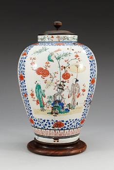 A Japanese Arita ware jar, Kakiemon style, Edo period, ca 1670-90.