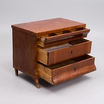 BYRÅ, biedermeierstil, 1900-talets början.
