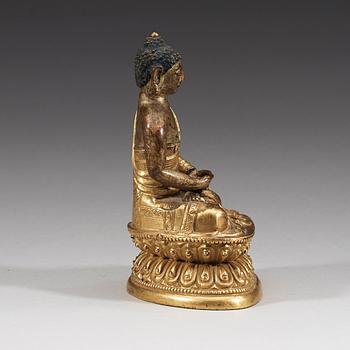 AMITABHA BUDDHA, delvis förgylld brons. Sinotibetansk, 1700-tal.