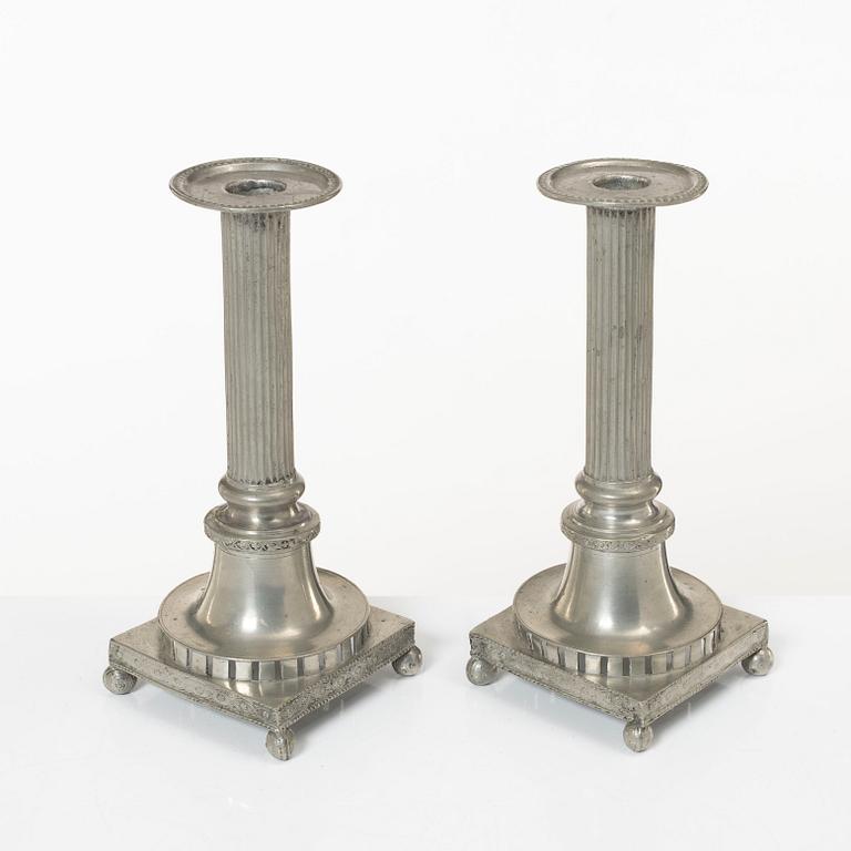 Ljusstakar, ett par, av Carl Petter Eckerström, Västerås 1827, Sengustavianska.