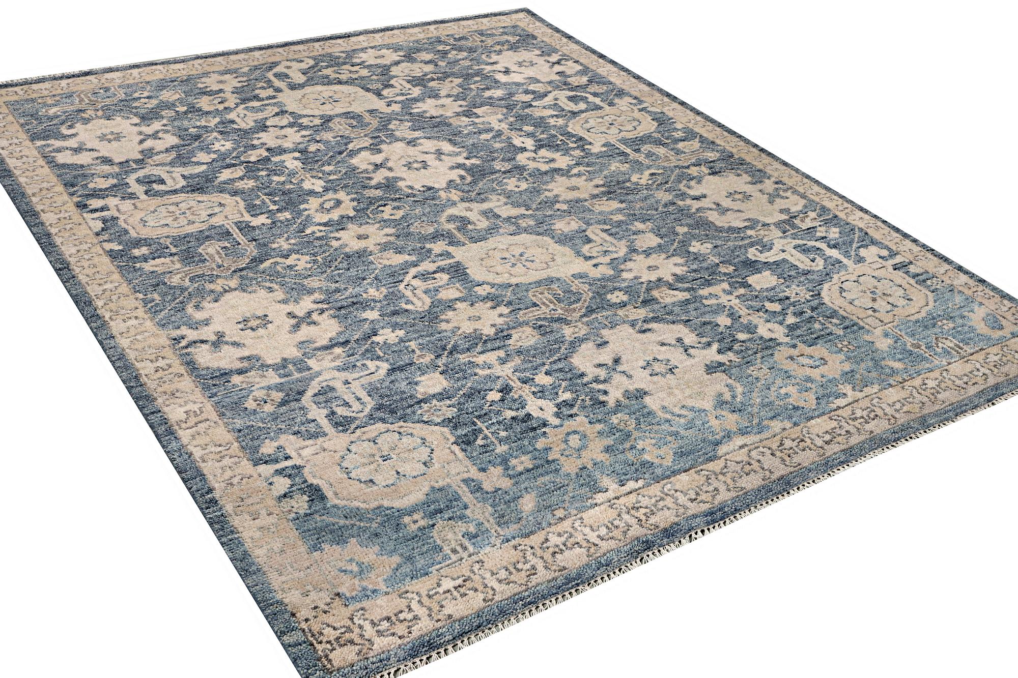 Matta, med sk. Mamlukdesign, ca 307 x 253 cm.