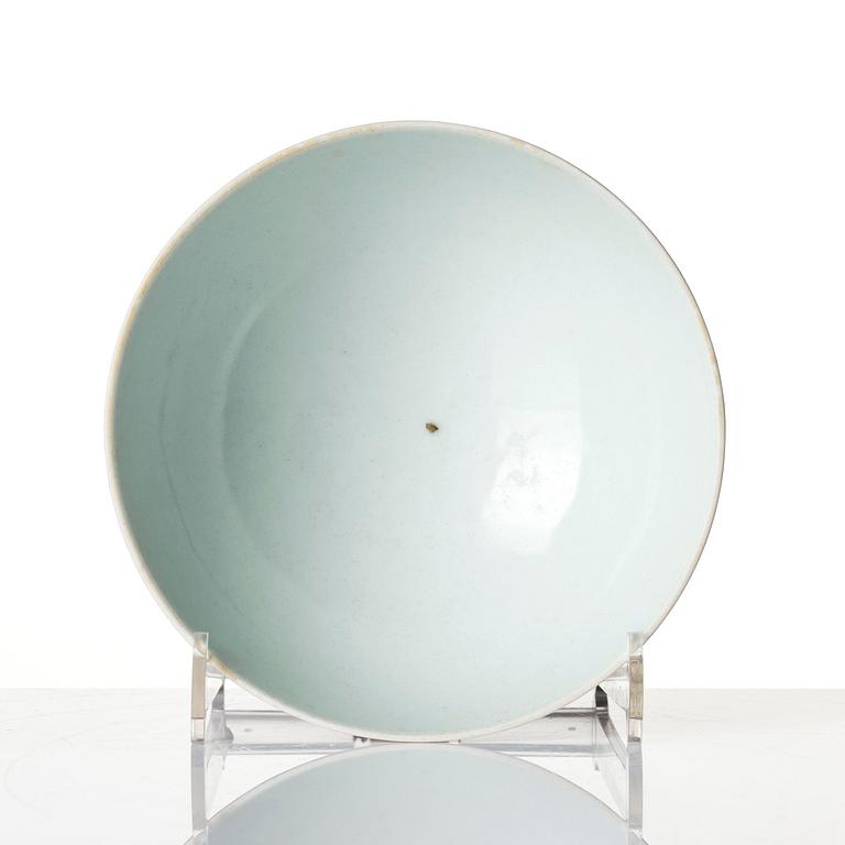 An copper-red glazed bowl, Qing dynasty, Yongzheng mark and of the period (1723-35).