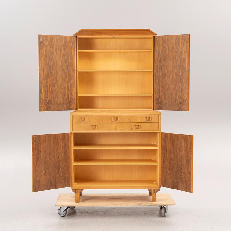 Carl Malmsten, skåp, "Mittens rike", 1900-talets andra hälft.