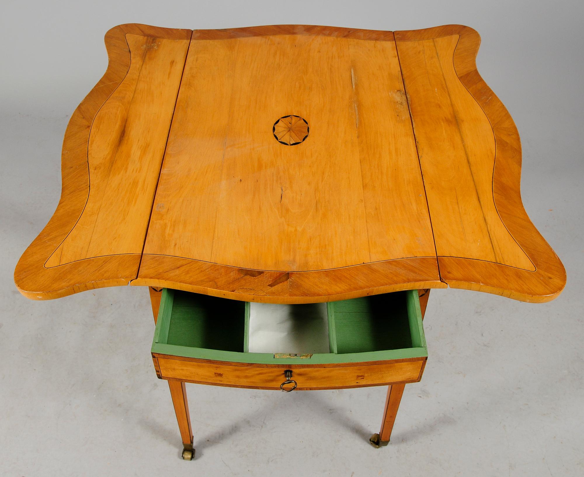 KLAFFBORD, England, 1800-tal.
