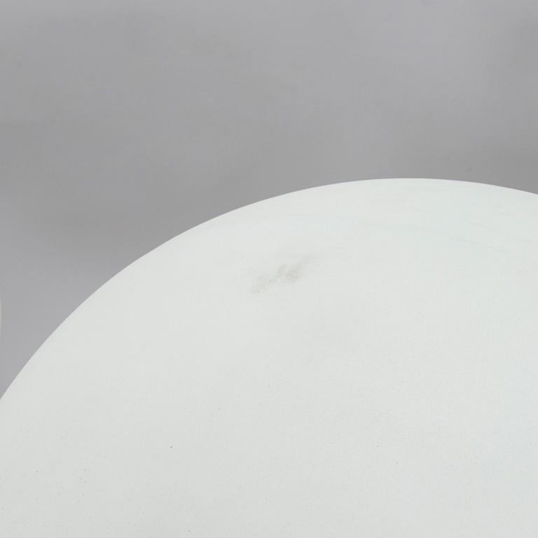 Eero Aarnio, lattiavalaisin, "Tupla kupla", ulkokäyttöön, Melaja Oy.