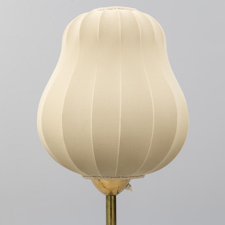 GOLVLAMPA, 1900-talets andra hälft.