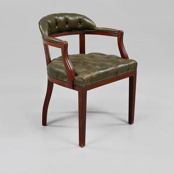 SKRIVBORDSSTOL, engelsk stil, 1900-talets andra hälft.