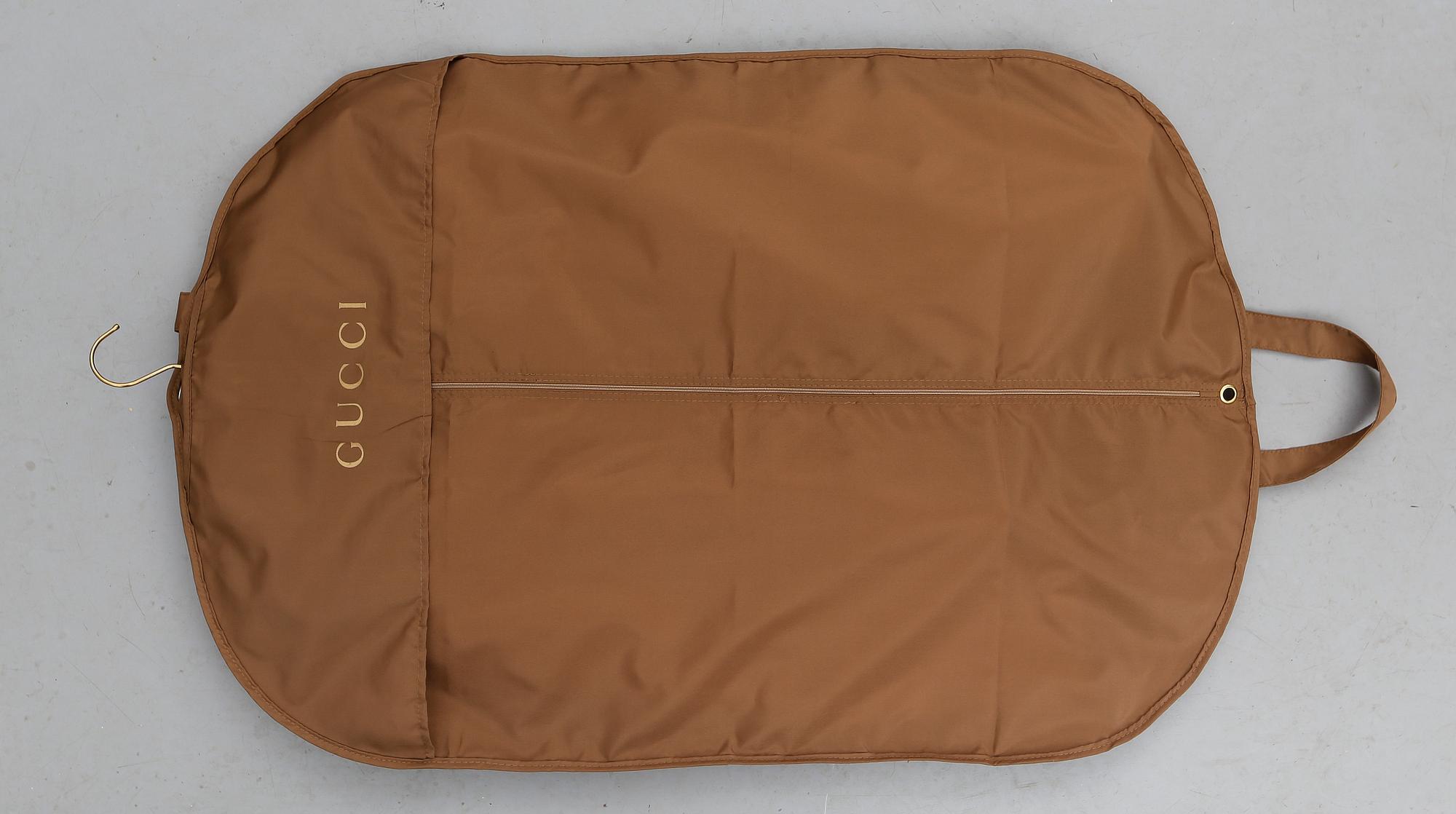 KAVAJ/JACKA, Gucci.