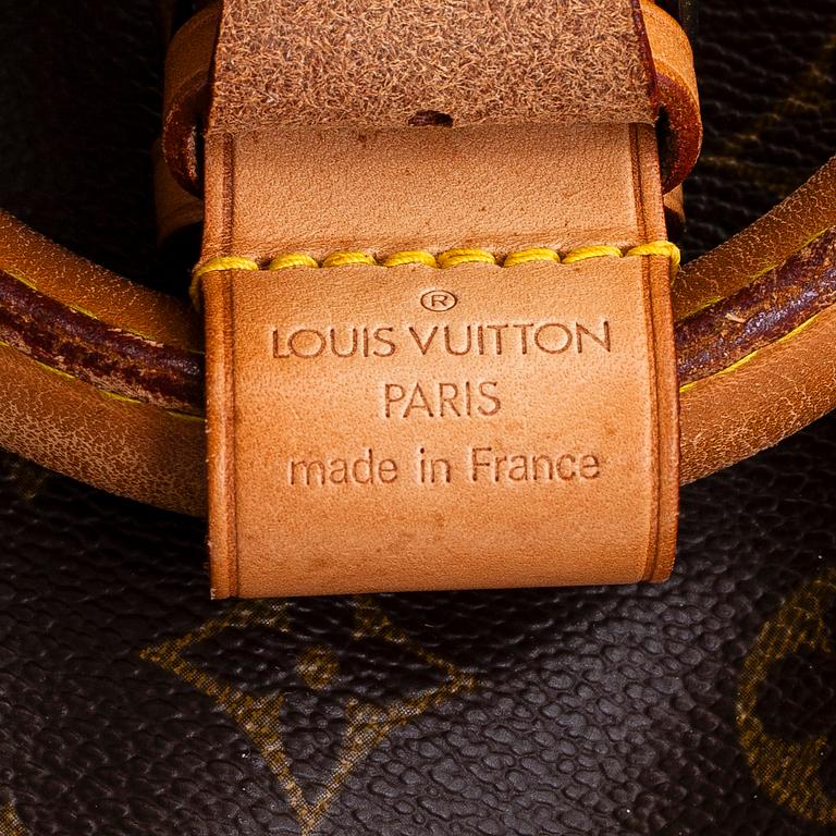 Louis Vuitton, a Monogram 'Keepall 60 Bandoulière' Weekendbag.