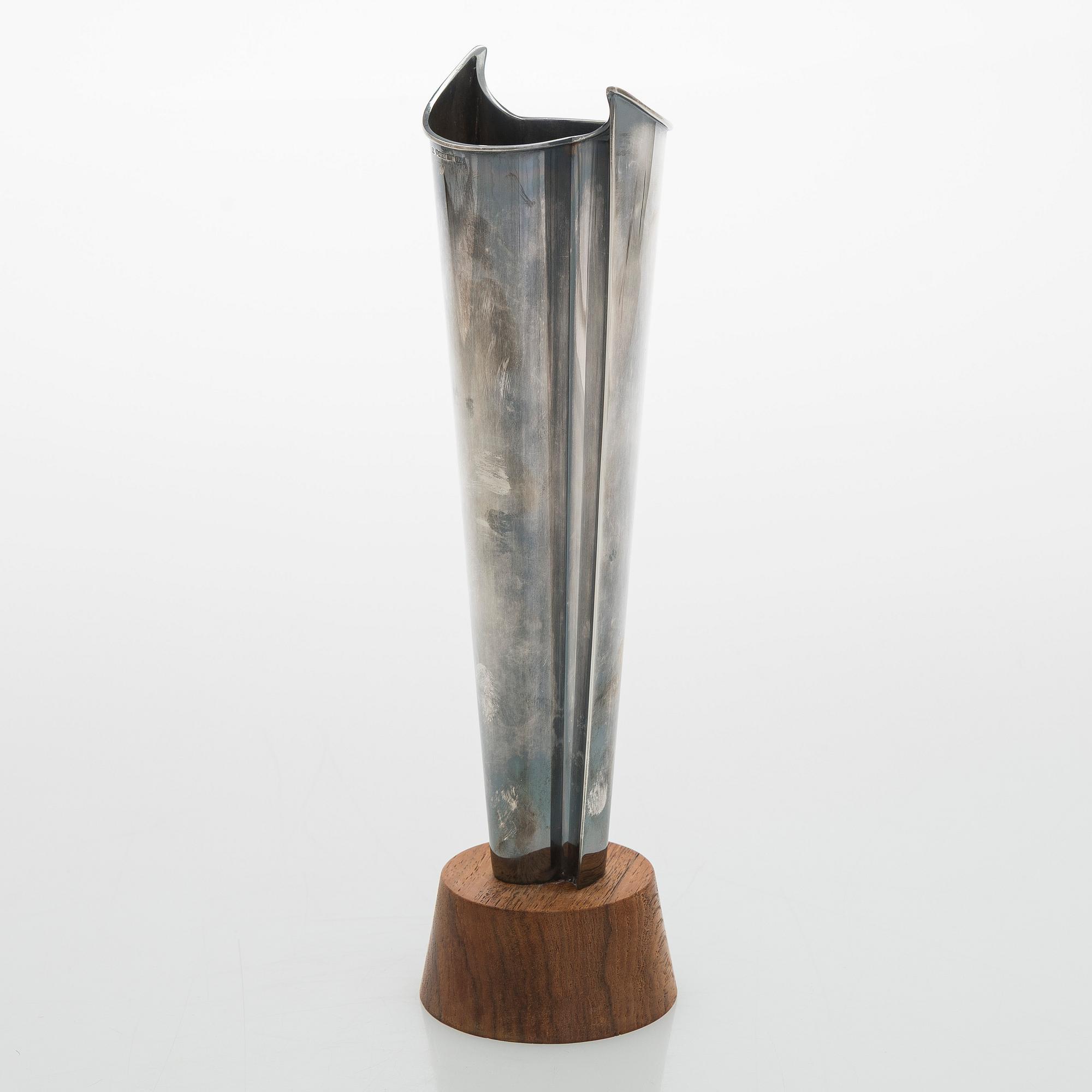 Tapio Wirkkala, a 'Liekki' (Flame) silver vase, Kultakeskus Hämeenlinna 1962.