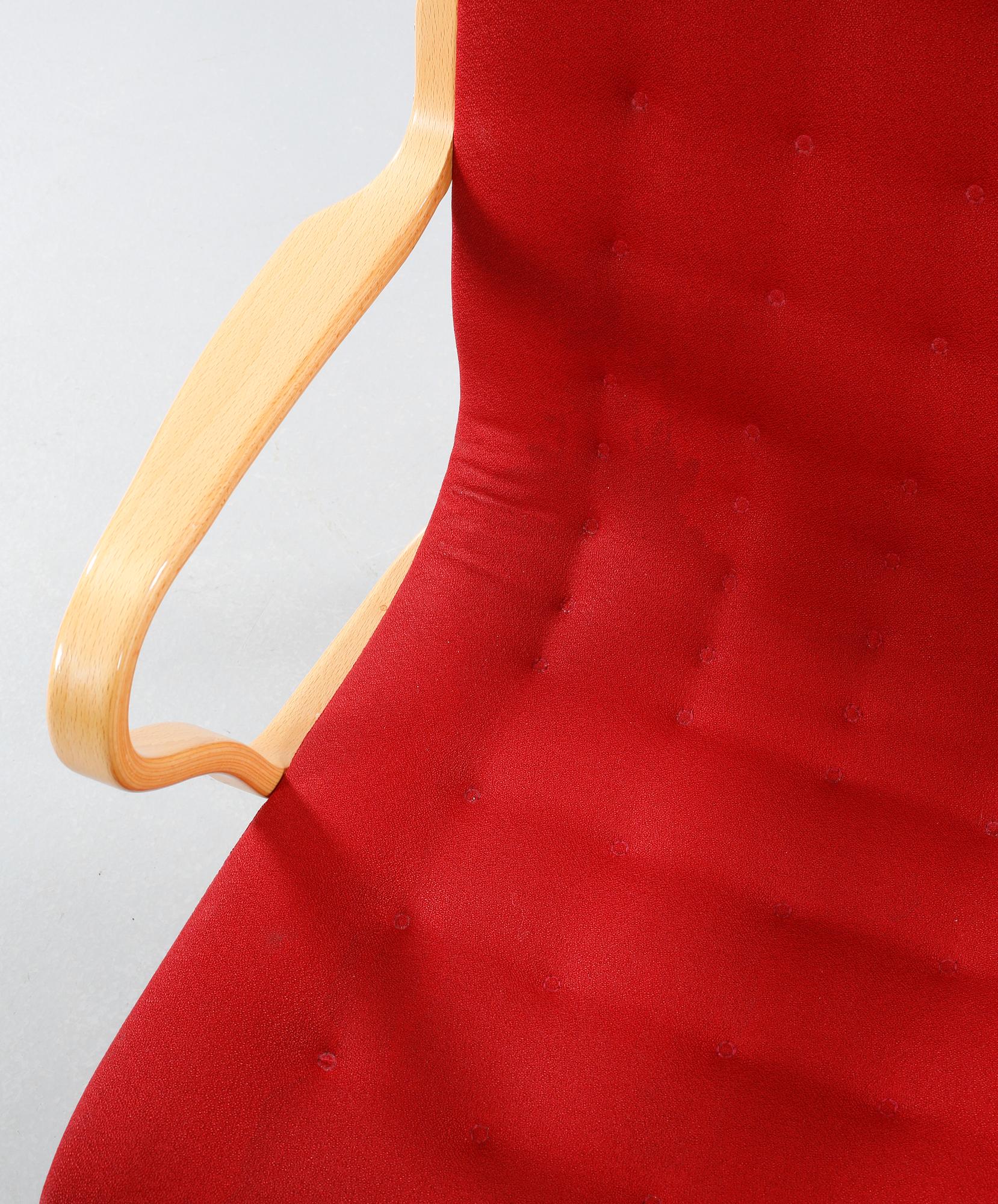 A "Mina" armchair by Bruno Mathsson, Mathsson International, 1995.