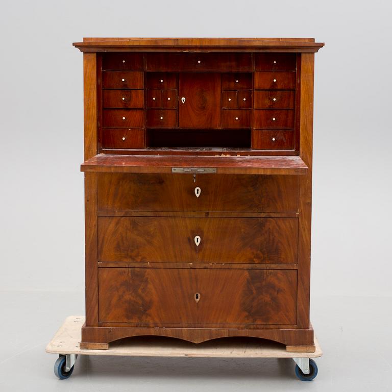 CHIFFONJÉ, Karl Johan, 1800-talets första hälft.