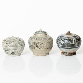 Six ceramic jars with covers, South East Asian, 17th and 19th century.