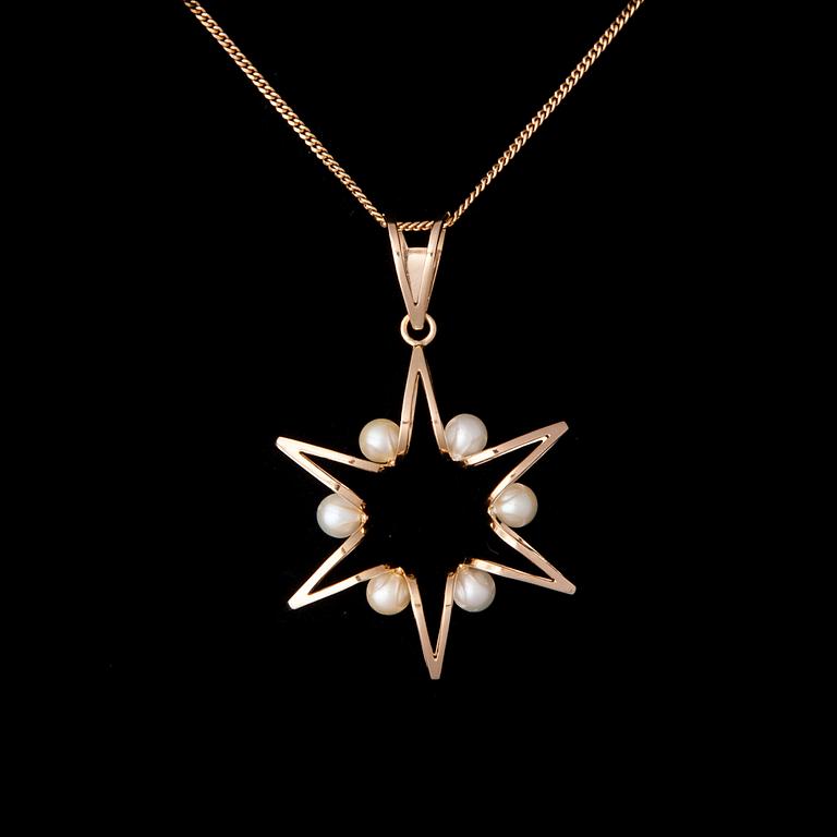 HÄNGE, 14K guld, pärlor. Elis Kauppi, Kupittaan kulta. Vikt ca 6,9 g.