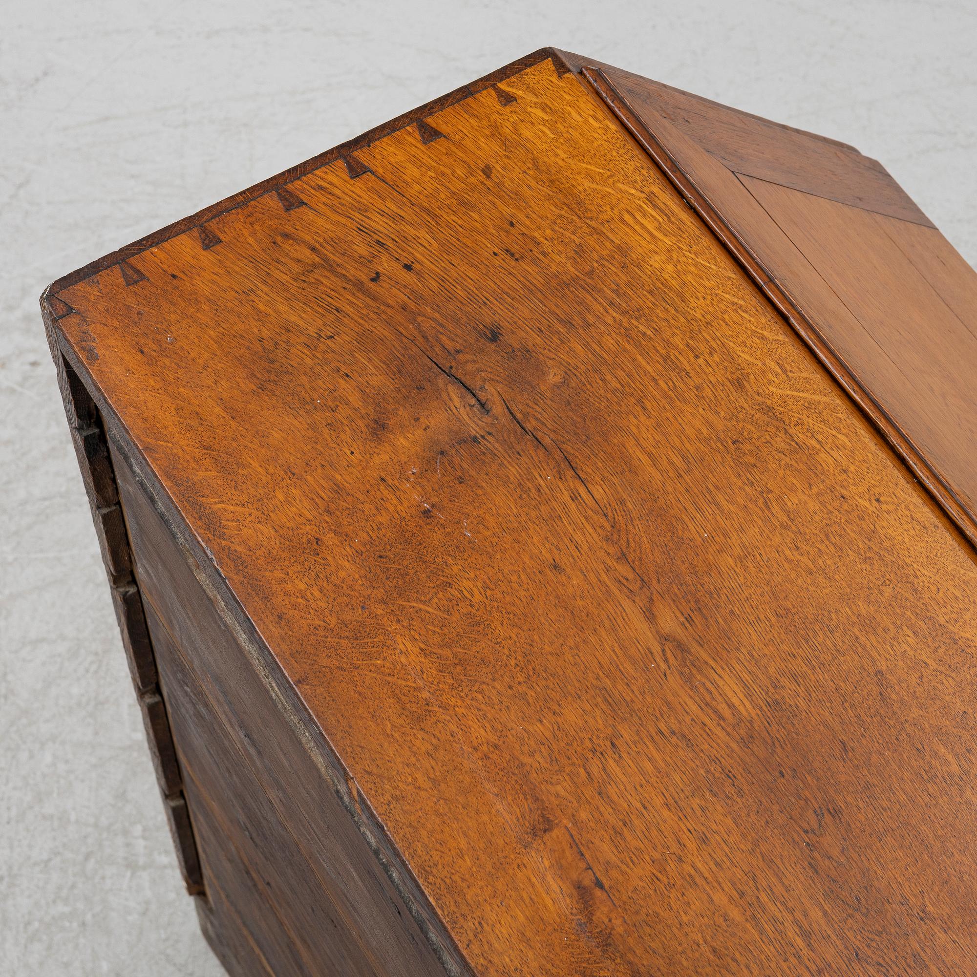 Secretary, 18th century.